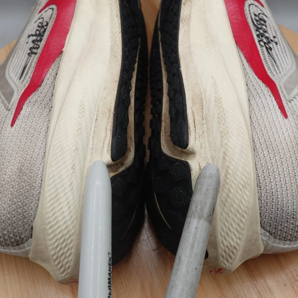 Nike Shoes Womens 8 White Red Air Zoom Pegasus 40 PRM‎ Running FB7703 100 Flaws
